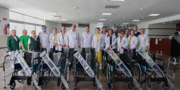 Dona DIF Playa del Carmen aparatos asistenciales al Hospital General del Bienestar