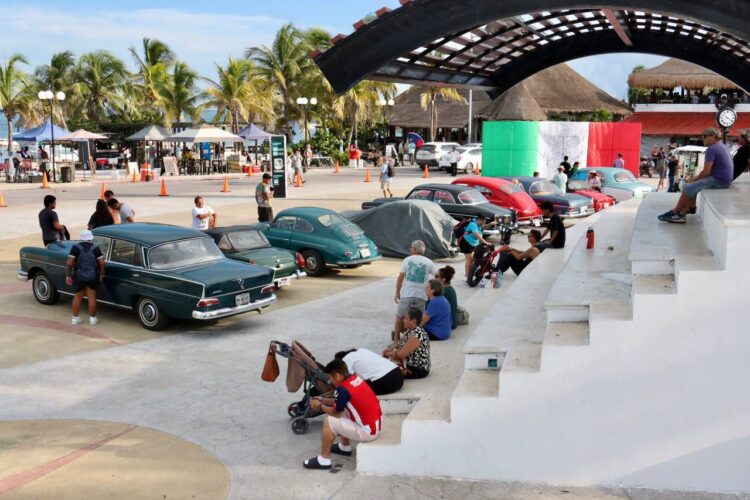 Recibe Puerto Morelos la competencia “Unique Rally Clásico”