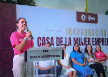 Ana Paty Peralta abre las puertas de la primera Casa de la mujer emprendedora