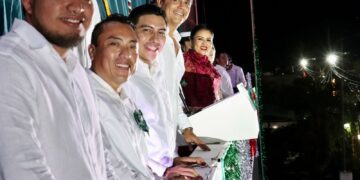 Celebran Blanca Merari y portomorelenses el 215 Aniversario del Grito de Independencia