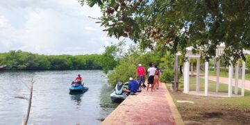 Denuncian uso de área pública como atracadero en el canal Sigfrido