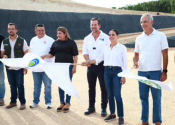 Apertura Ana Paty Peralta nueva Celda 2 en la Parcela 175