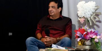 “Noche de café y poesía” recibe a Agustín Labrada y sus versos