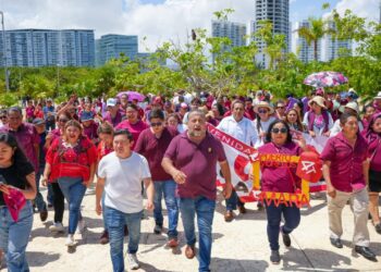Jorge Sanén respalda la transformación en Quintana Roo en Informe de Gobierno de Claudia Sheinbaum
