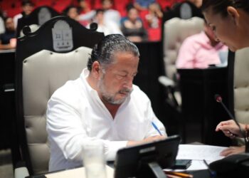 Legislamos para fortalecer la transparencia y rendición de cuentas: Jorge Sanén