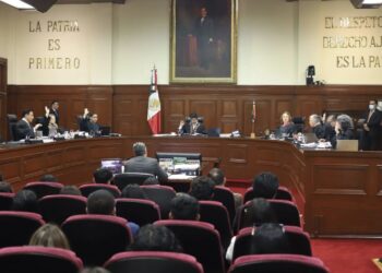 Confía Sheinbaum que en el presupuesto de 2026 se cancele aumento aprobado por antigua SCJN