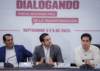 Participa Gino en foro juvenil por el segundo piso de la transformación