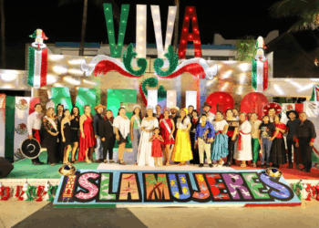 Con emotiva presentación de participantes, inicia la tercera edición de “Cántale a México con el corazón” en Isla Mujeres