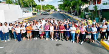 Atenea Gómez Ricalde recupera espacios públicos, entre ellos la calle Candelero en Isla Mujeres