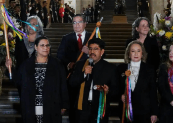 Plantea Sheinbaum que se reduzca presupuesto al Poder Judicial para 2026