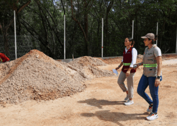 Ana Paty Peralta continúa supervisión de obra pública