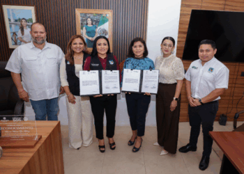Puerto Morelos y el Tribunal de Justicia Administrativa y Anticorrupción signan convenio de colaboración