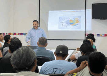 Gobierno de Isla Mujeres impulsa capacitación en servicio turístico para fortalecer la atención a visitantes