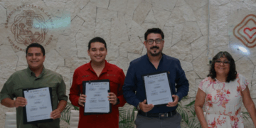 Eduardo Asencio impulsa alianza educativa para transformar Playa del Carmen