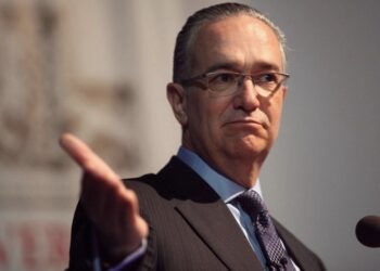 Sheinbaum: Salinas Pliego ambiciona la Presidencia para evadir impuestos