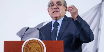 Para proteger a los migrantes, audiencias de Reforma Electoral en EU serán virtuales: Comisión Presidencial