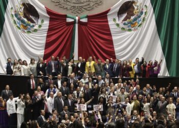 Aprueban diputados en lo general Ley de Ingresos de la Federación 2026