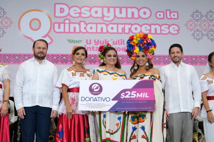 Celebra Mara Lezama tradicional desayuno del Sistema DIF Quintana Roo