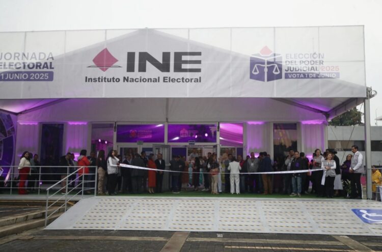 Desbandada en el INE; casi mil piden retiro voluntario