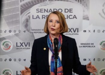 Taibo II debe disculparse por dichos sobre escritoras: Presidenta del Senado