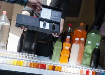 Propone PAN etiquetar recaudación del impuesto a refrescos y crear fondo para salud