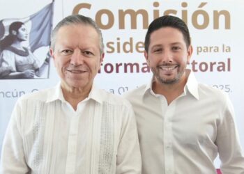 Renán Sánchez llama a fortalecer la democracia participativa en foro sobre reforma electoral
