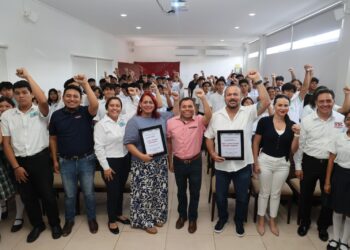 Gobierno de Isla Mujeres impulsa reflexión juvenil con el panel “2 de octubre no se olvida”