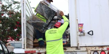 Gobierno de Isla Mujeres fortalece Programa Permanente de Descacharrización para proteger la salud de las familias