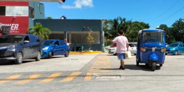 Se prolongan fallas en gasolineras de Cancún