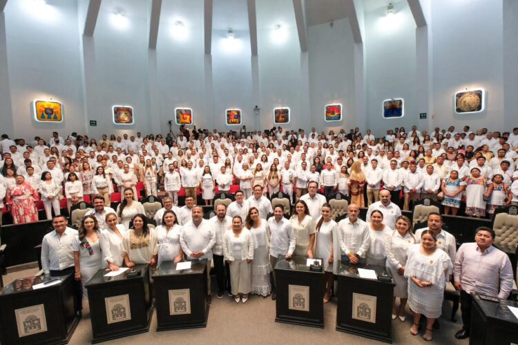 Mara Lezama celebra en el Congreso 51 años de Quintana Roo y resalta la transformación que impulsa bienestar para todas y todos