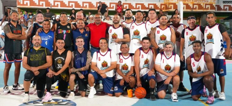 Caguameros de Isla Mujeres triunfan en el arranque de la Liga Maya de Básquetbol 40 y Más