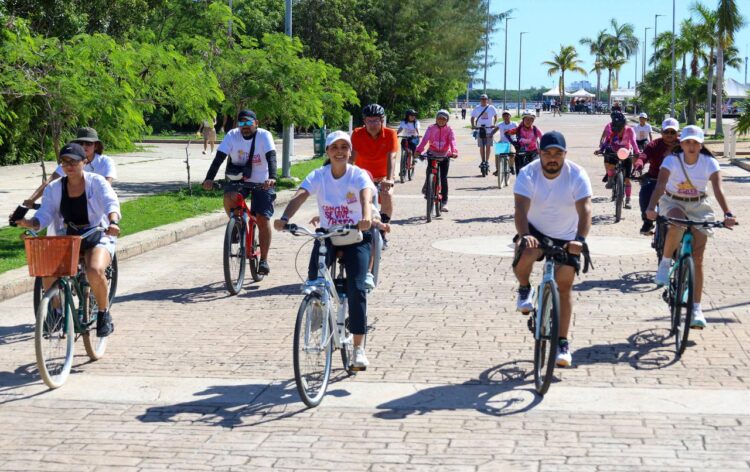 Lleva Ana Paty Peralta convivencia de “Paseo Cancunense” a Malecón Tajamar