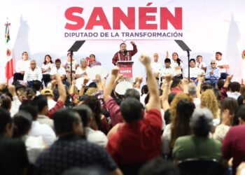 Cancunenses respaldan la Justicia Social en el 1er Informe de Jorge Sanén