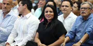 Presente Blanca Merari en el XXXVIII Congreso Anual AMEI inaugurado por la gobernadora Mara Lezama