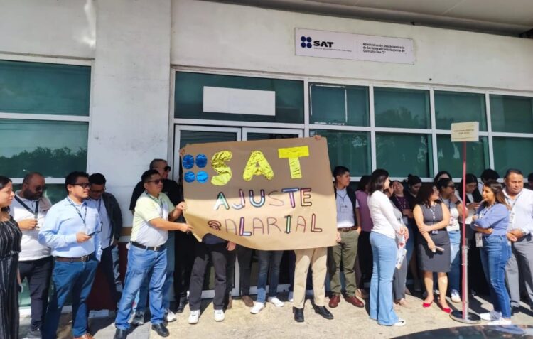 Trabajadores del SAT en Cancún se unen a paro nacional
