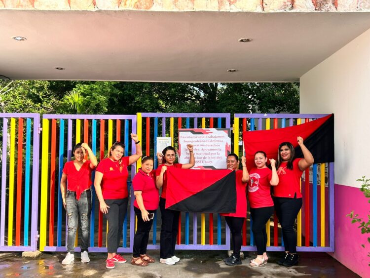 Docentes de Cancún se solidarizan con jornada de paro nacional