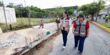 Supervisa Estefanía Mercado avance de la remodelación de la Avenida 10 Norte en Playa del Carmen