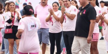 Exitosa Carrera Familiar Rosa 2025 "Todos contra el cáncer" en Puerto Morelos