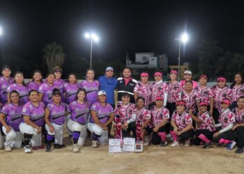 Gobierno de Isla Mujeres impulsa el deporte y la prevención del cáncer de mama con el Cuadrangular “Home Run por la Vida”