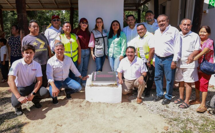 Inicia la construcción del primer parque infantil y cancha de usos múltiples en Francisco May