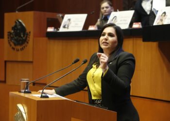 Propone Mayuli Martínez tres reformas para apoyar a familias y trabajadores mexicanos