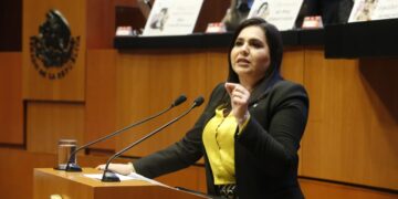 Propone Mayuli Martínez tres reformas para apoyar a familias y trabajadores mexicanos