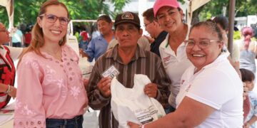 Gobierno de Isla Mujeres impulsa bienestar y apoyo a las familias con jornada integral de atención ciudadana en Francisco May