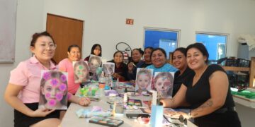 Gobierno de Isla Mujeres impulsa cursos de capacitación para el desarrollo y emprendimiento de las mujeres