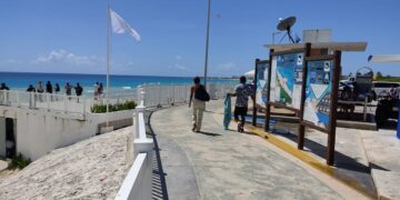 Exigen activistas preservar lotes de accesos a playas públicas en Cancún