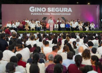 Gino Segura rinde su Primer Informe Legislativo
