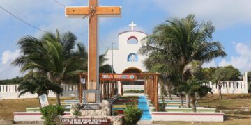 Gobierno Municipal refuerza trabajos de limpieza y mantenimiento general en los panteones municipales