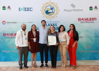 Isla Mujeres consolida su liderazgo ambiental al recibir certificación Platino para Playa Norte y Playa Centro