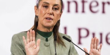 Claudia Sheinbaum confirma operación de rescate a sobreviviente del ataque de EU en el Pacífico