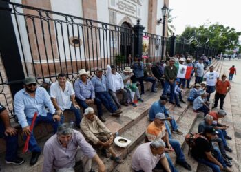 Interés político en muchos de los que están bloqueando carreteras: Claudia Sheinbaum